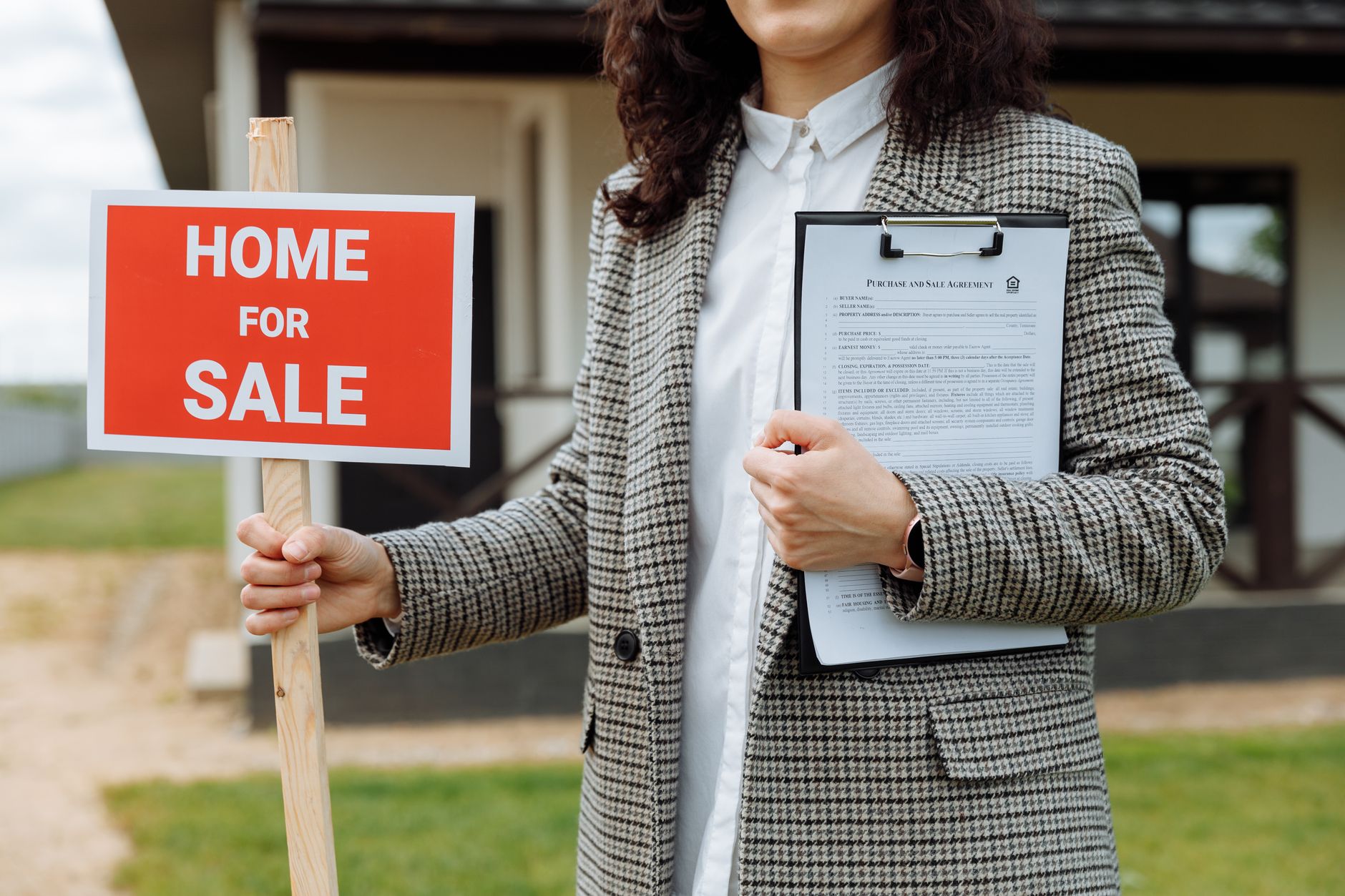 ARLA registered letting agent professional specializing in property management